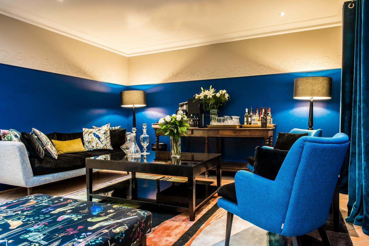 Hotel Jardin Le Brea Paris Bagian luar foto