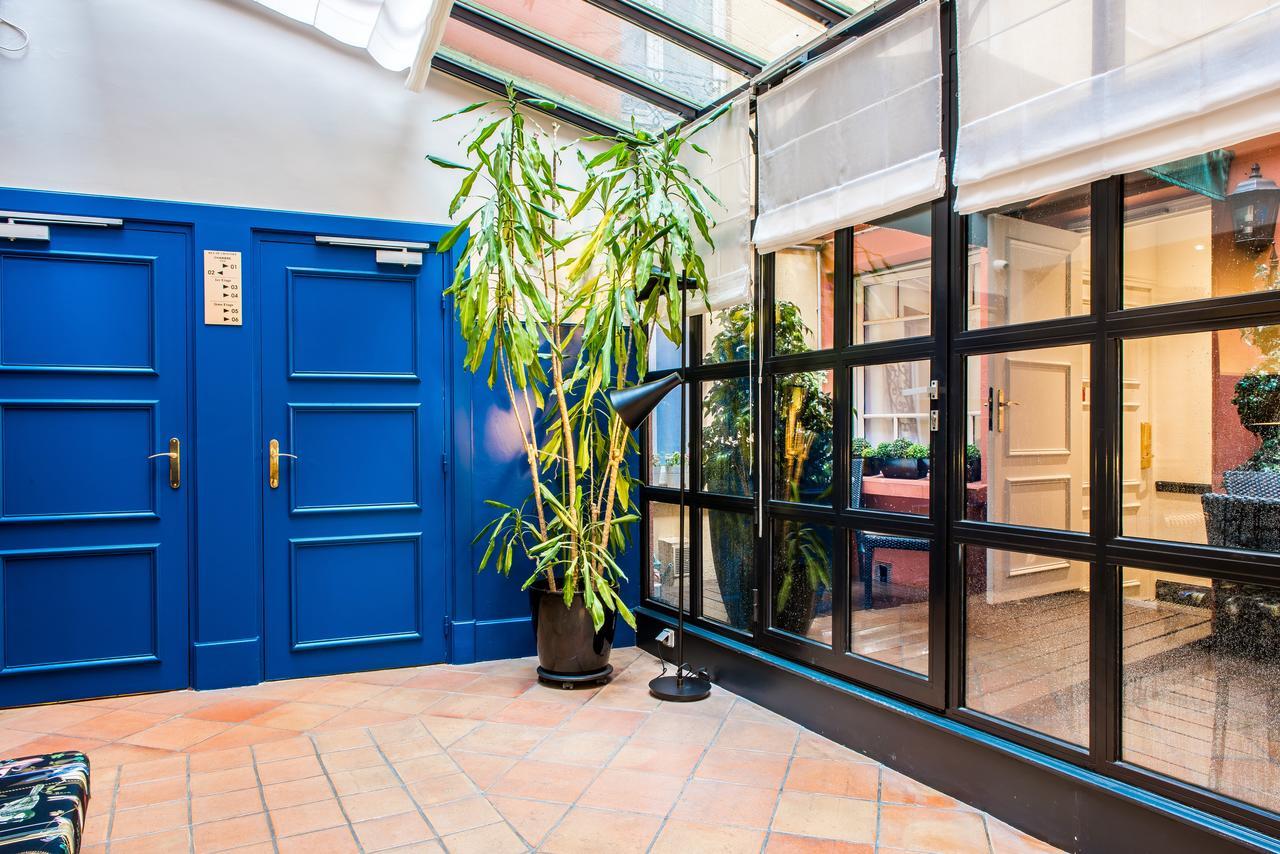 Hotel Jardin Le Brea Paris Bagian luar foto