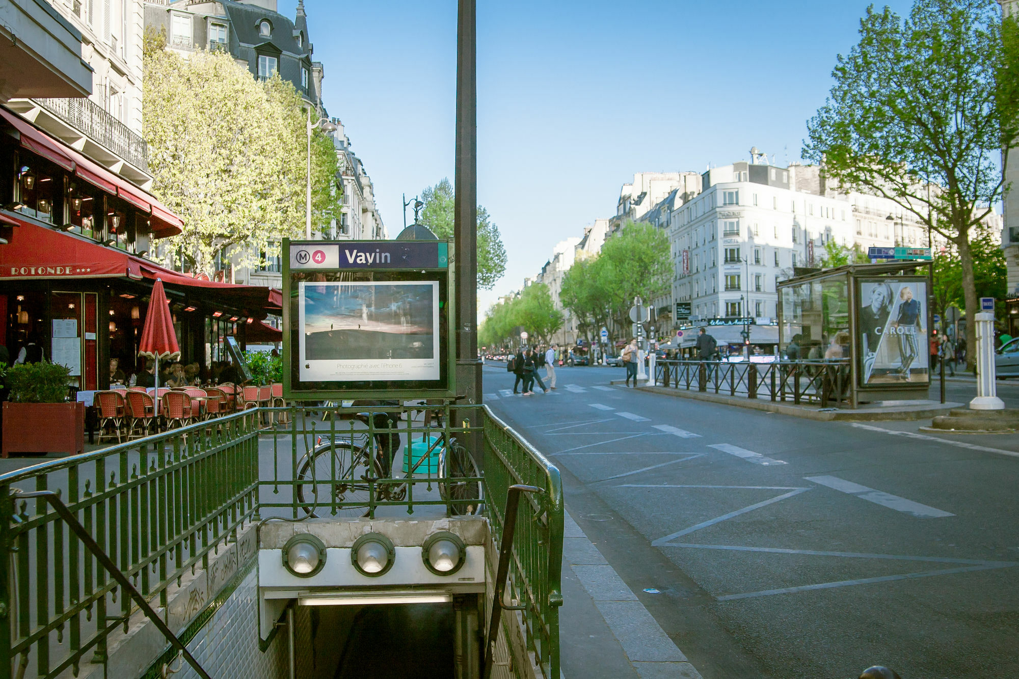 Hotel Jardin Le Brea Paris Bagian luar foto
