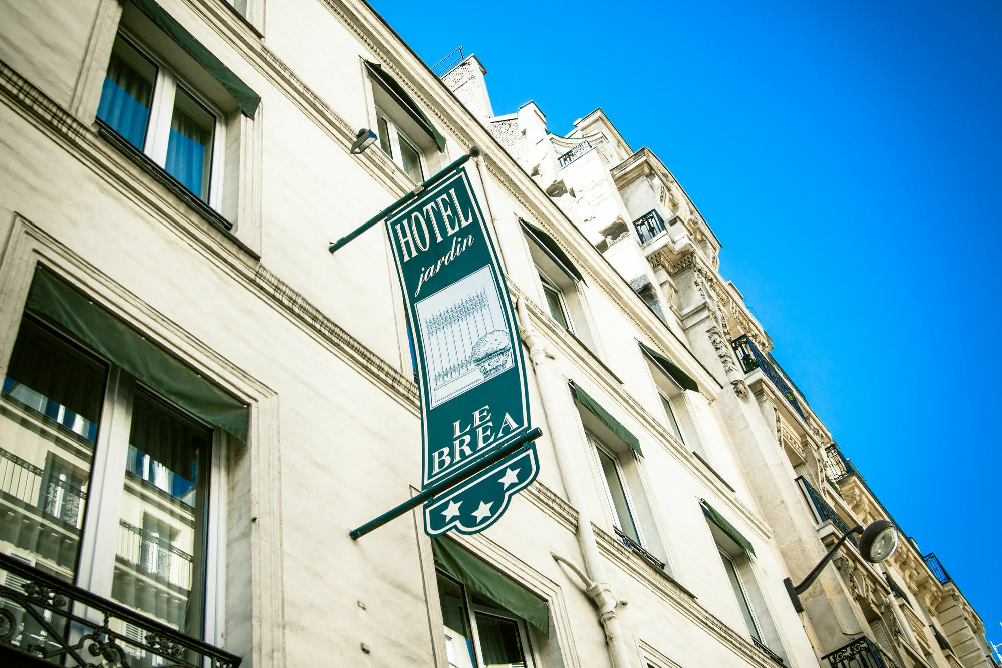 Hotel Jardin Le Brea Paris Bagian luar foto