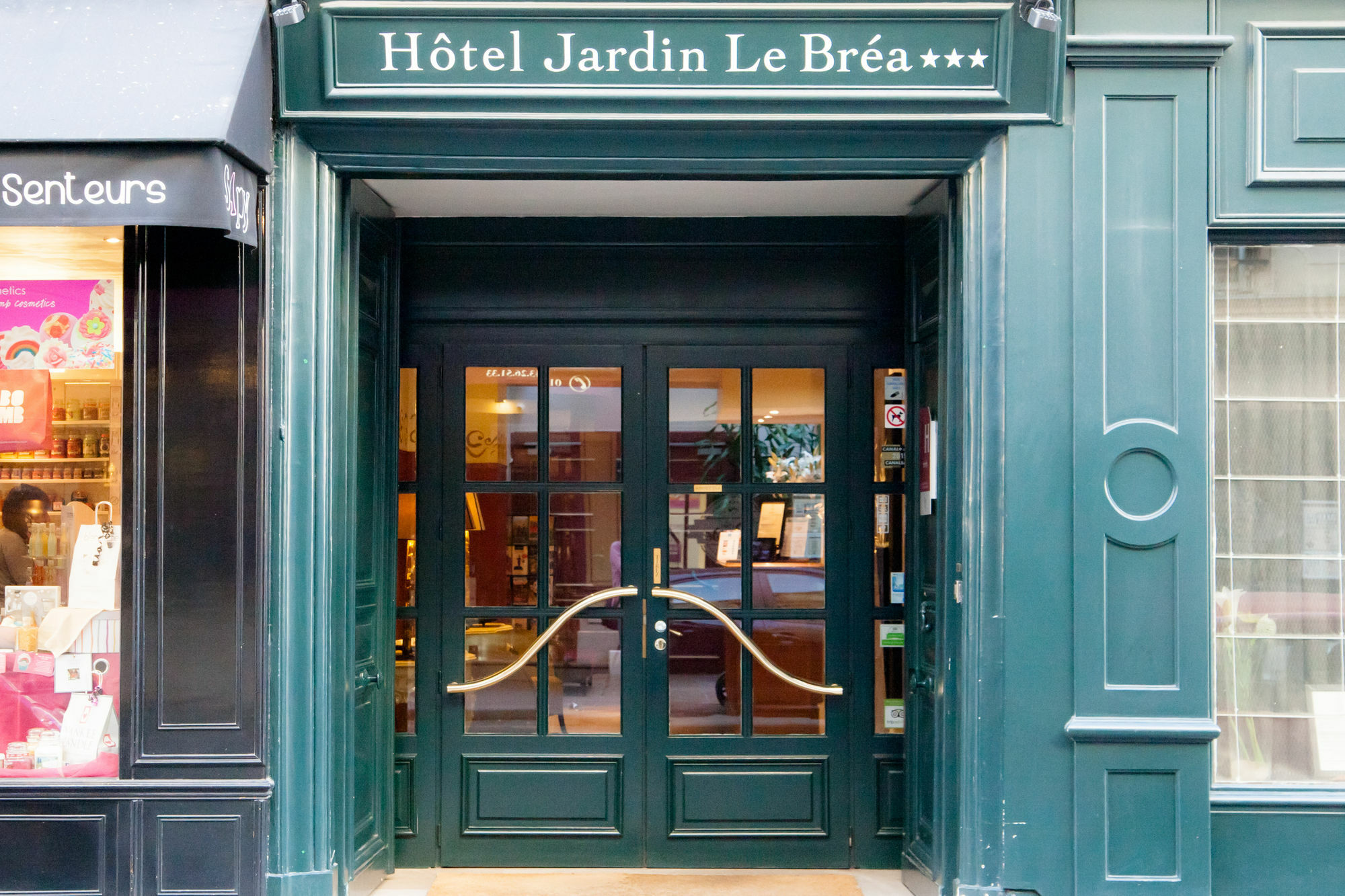 Hotel Jardin Le Brea Paris Bagian luar foto